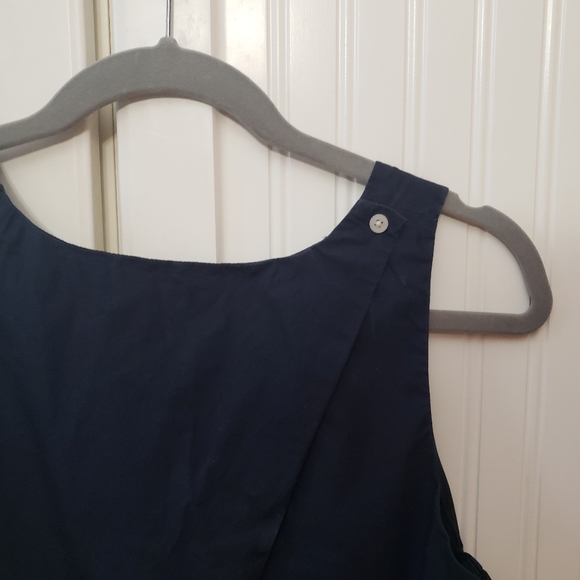 Everlane sleeveless split back blouse - Picture 4 of 4